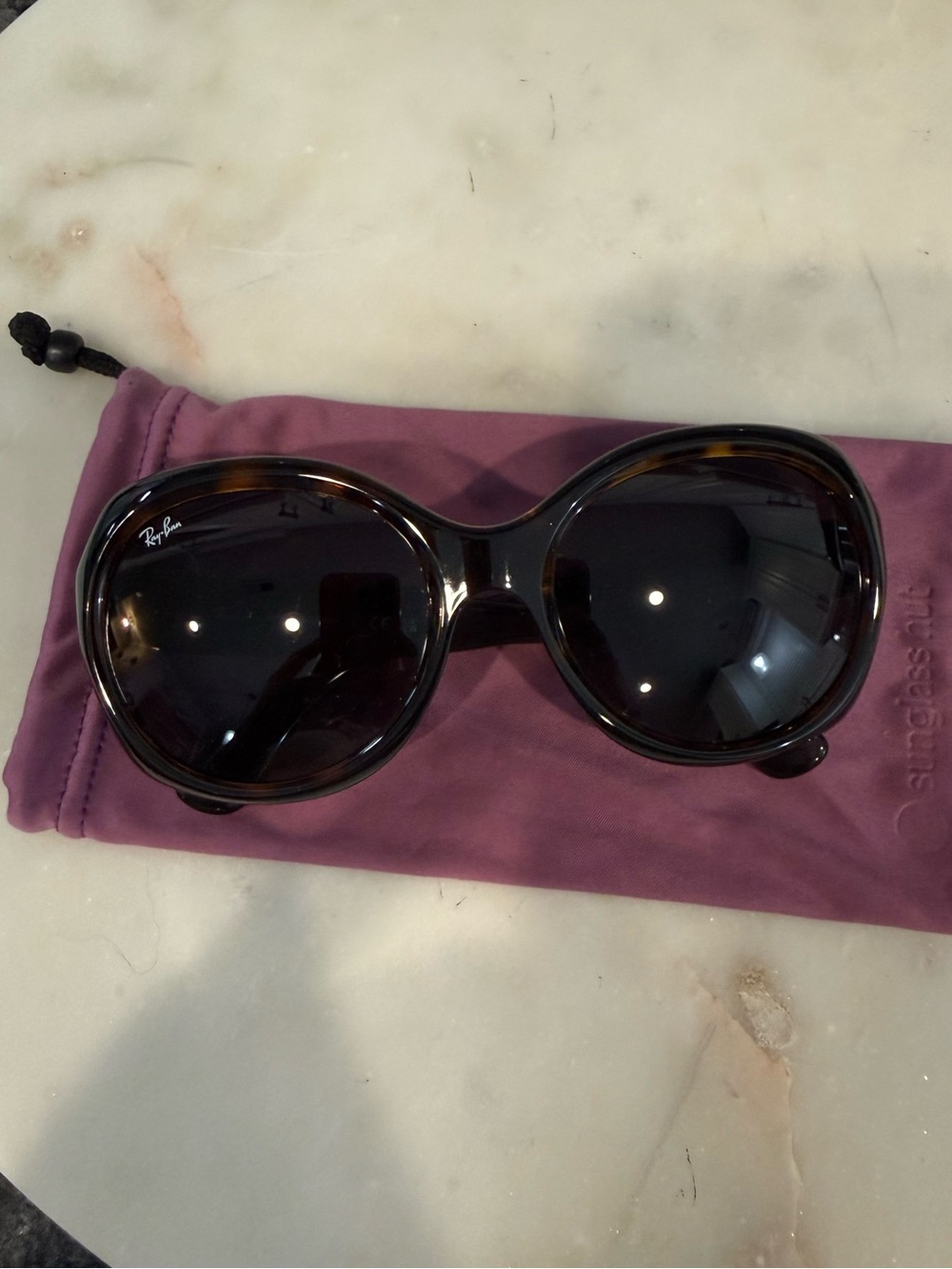 NEW Ray-Ban Tortoise Shell Sunglasses with Purple Pouch